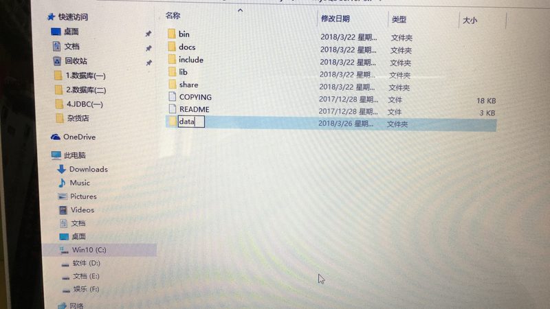 在了解招标价格之前，首先需要明确学校防水补漏工程的价格构成。主要包括以下几部分：